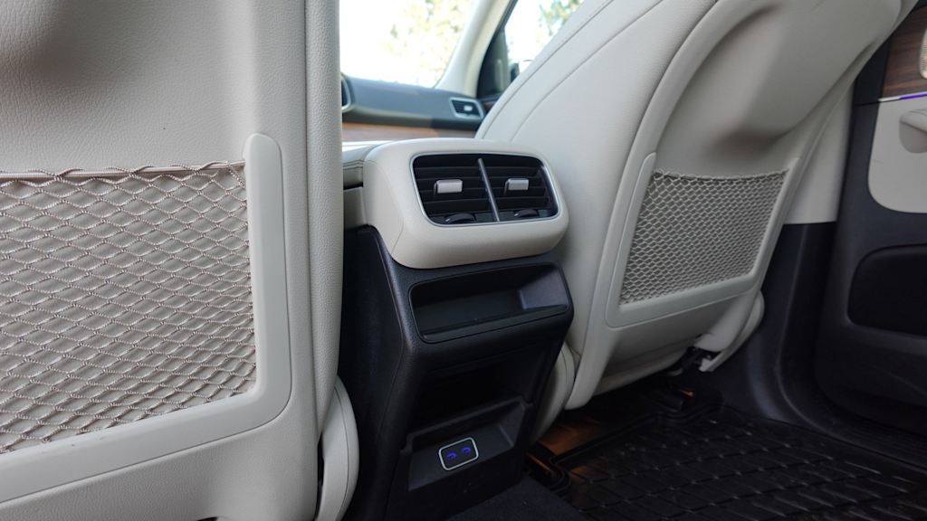 Thumbnail: 2026 Mercedes-Benz GLE - 31