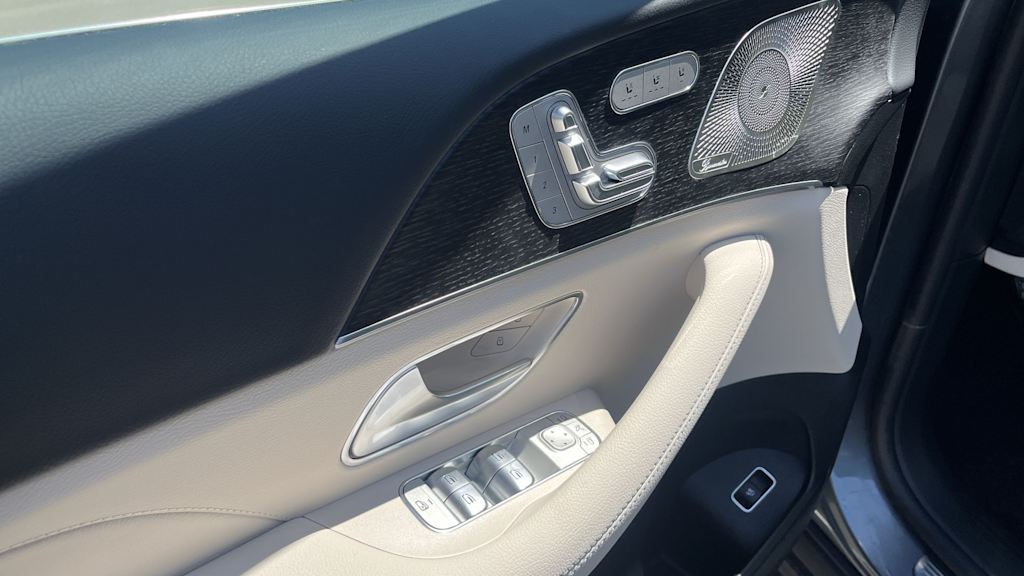 Thumbnail: 2026 Mercedes-Benz GLE - 35
