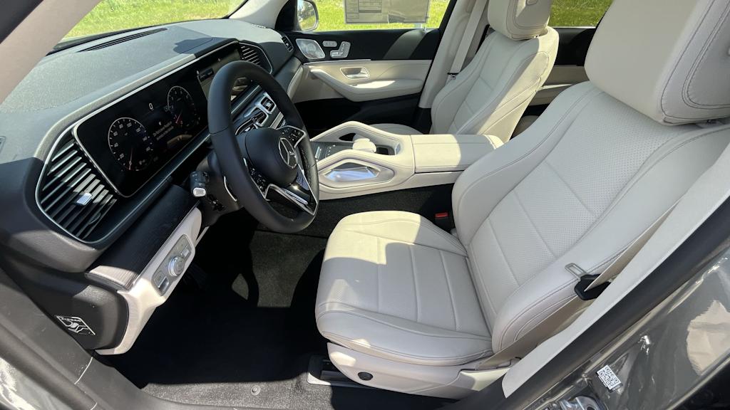 Thumbnail: 2026 Mercedes-Benz GLE - 25