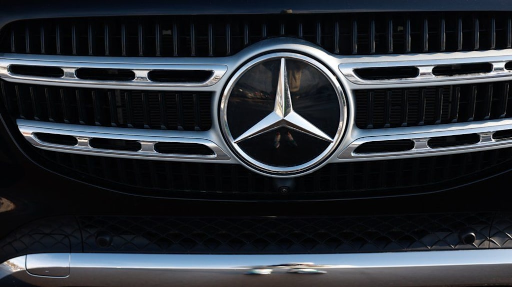 Thumbnail: 2026 Mercedes-Benz GLE - 6