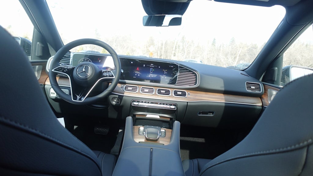 Thumbnail: 2026 Mercedes-Benz GLE - 13