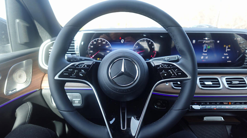 Thumbnail: 2026 Mercedes-Benz GLE - 9