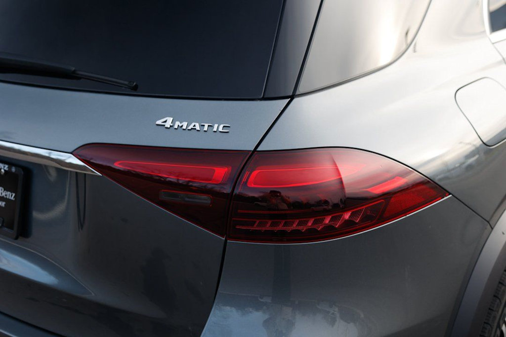 Thumbnail: 2026 Mercedes-Benz GLE - 29