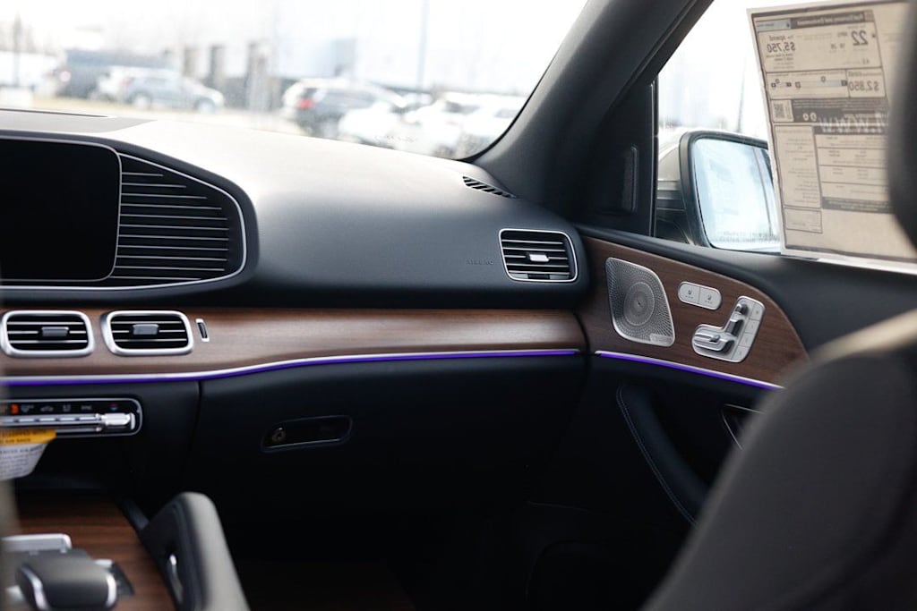 Thumbnail: 2026 Mercedes-Benz GLE - 25