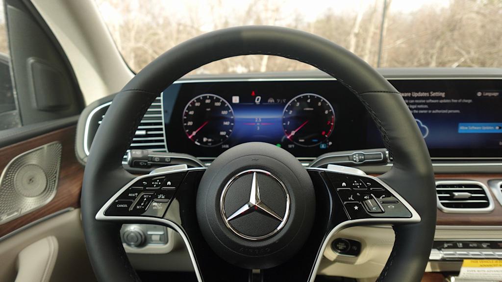 Thumbnail: 2026 Mercedes-Benz GLE - 10