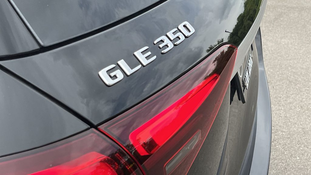 Thumbnail: 2026 Mercedes-Benz GLE - 36