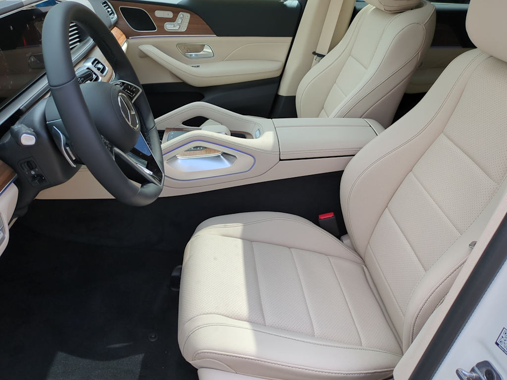 Thumbnail: 2025 Mercedes-Benz GLE - 10