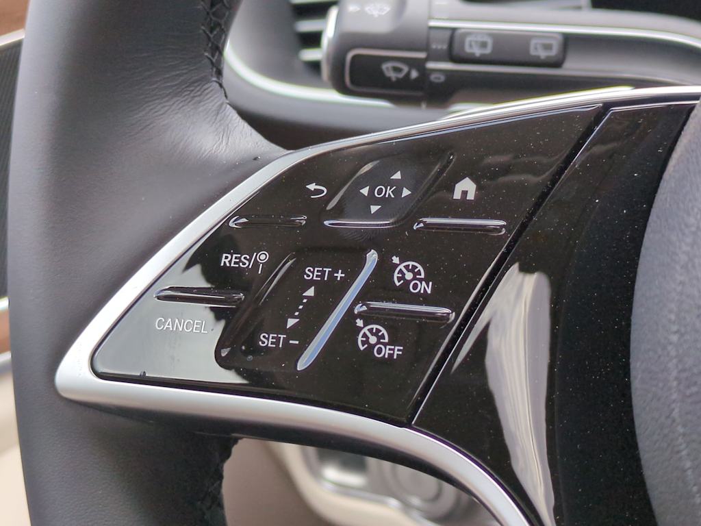 Thumbnail: 2025 Mercedes-Benz GLE - 29