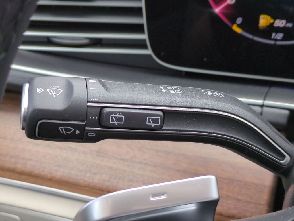 Thumbnail: 2025 Mercedes-Benz GLE - 30