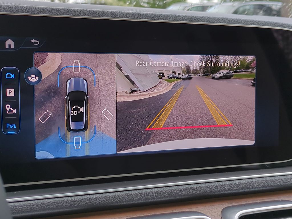 Thumbnail: 2025 Mercedes-Benz GLE - 32