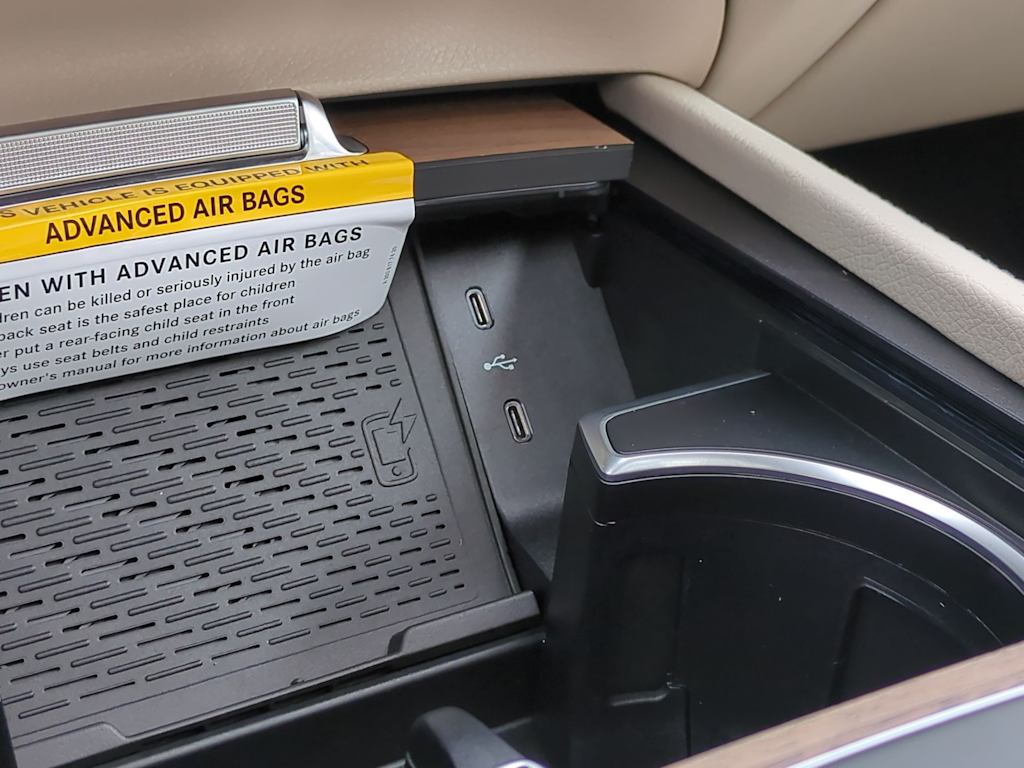 Thumbnail: 2025 Mercedes-Benz GLE - 33