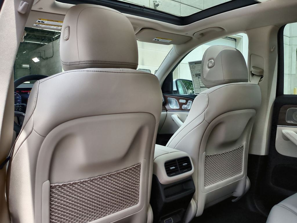 Thumbnail: 2026 Mercedes-Benz GLE - 12