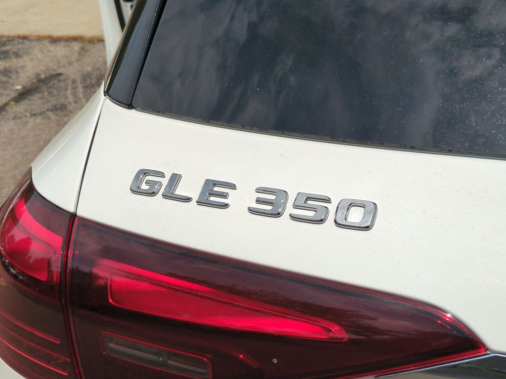 Thumbnail: 2026 Mercedes-Benz GLE - 25