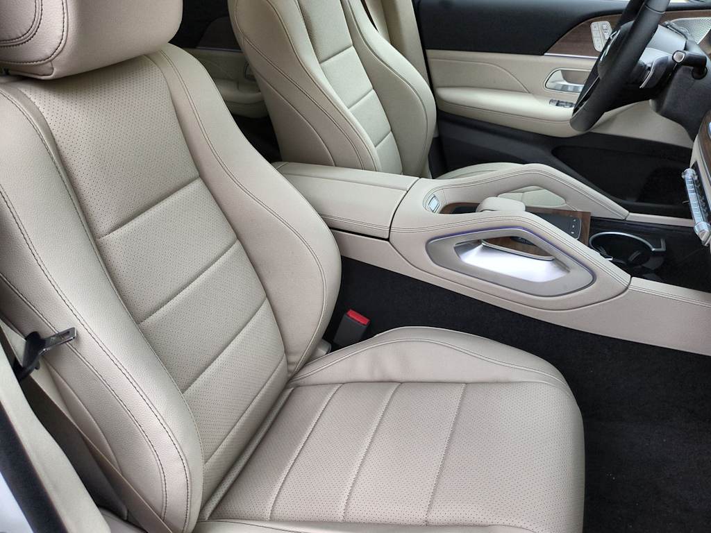 Thumbnail: 2026 Mercedes-Benz GLE - 30