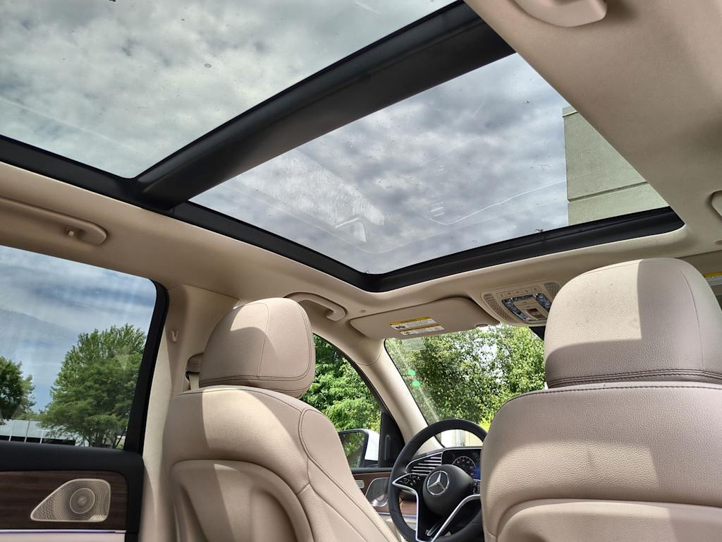 Thumbnail: 2026 Mercedes-Benz GLE - 29