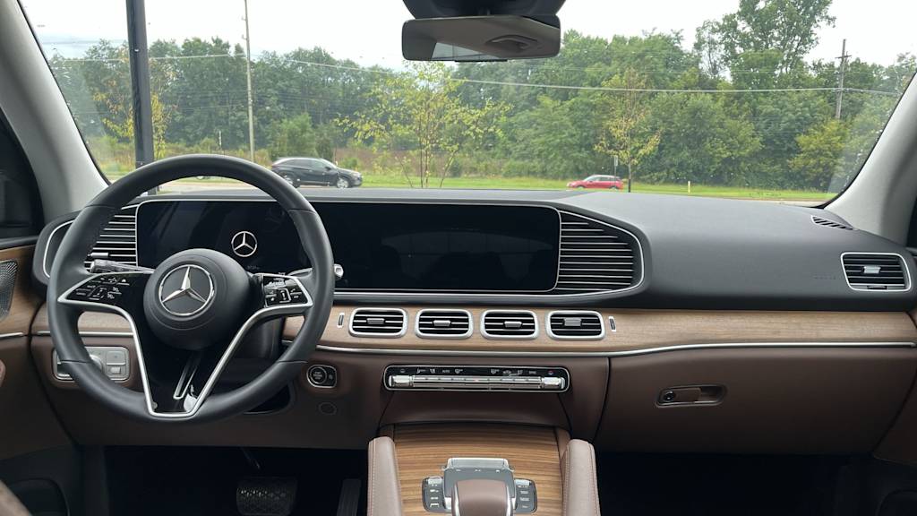 Thumbnail: 2026 Mercedes-Benz GLE - 15