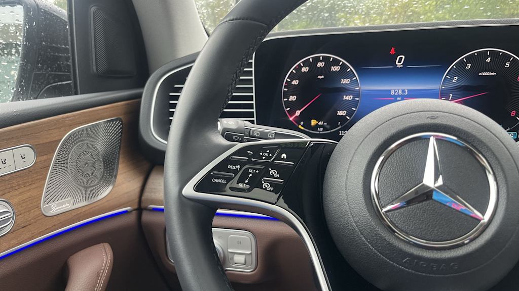 Thumbnail: 2026 Mercedes-Benz GLE - 40