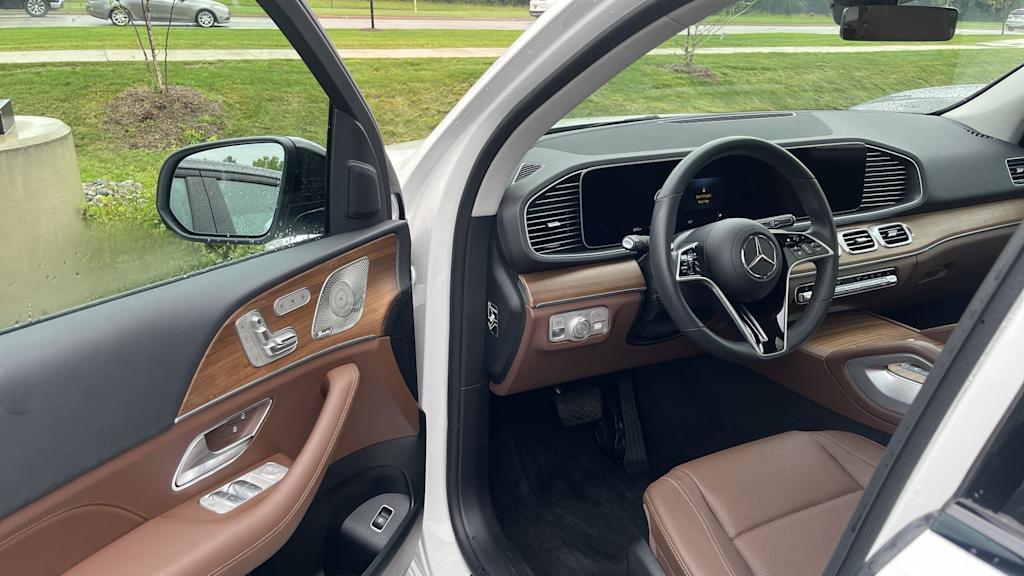 Thumbnail: 2026 Mercedes-Benz GLE - 14