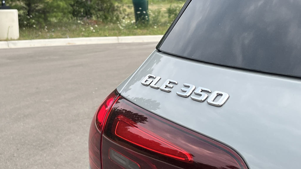 Thumbnail: 2026 Mercedes-Benz GLE - 34