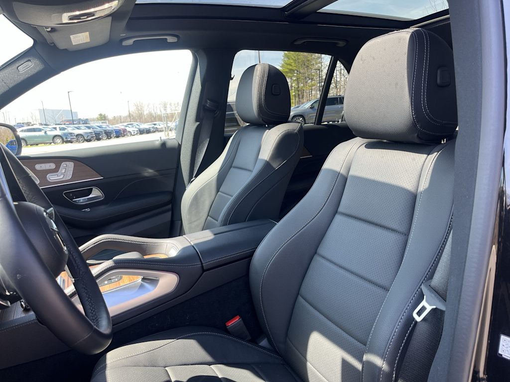 Thumbnail: 2026 Mercedes-Benz GLE - 33