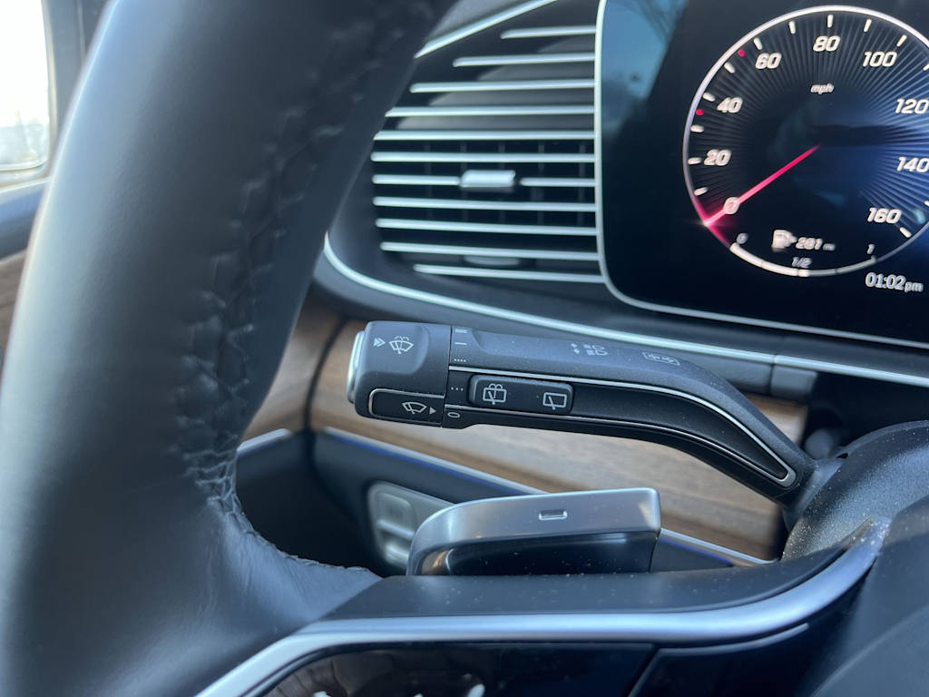 Thumbnail: 2026 Mercedes-Benz GLE - 16