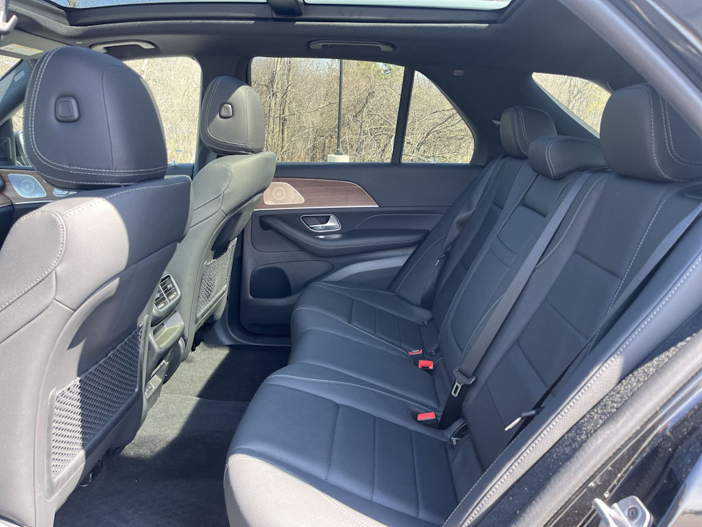 Thumbnail: 2026 Mercedes-Benz GLE - 23