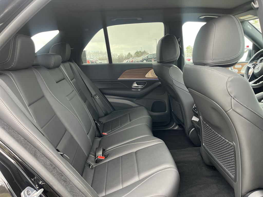 Thumbnail: 2026 Mercedes-Benz GLE - 13