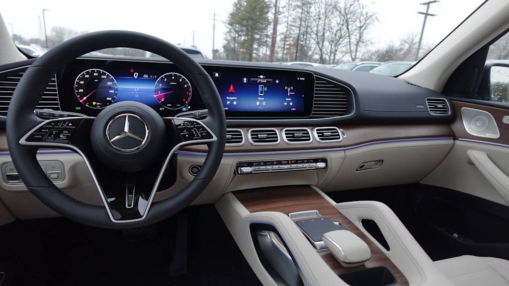 Thumbnail: 2026 Mercedes-Benz GLE - 13