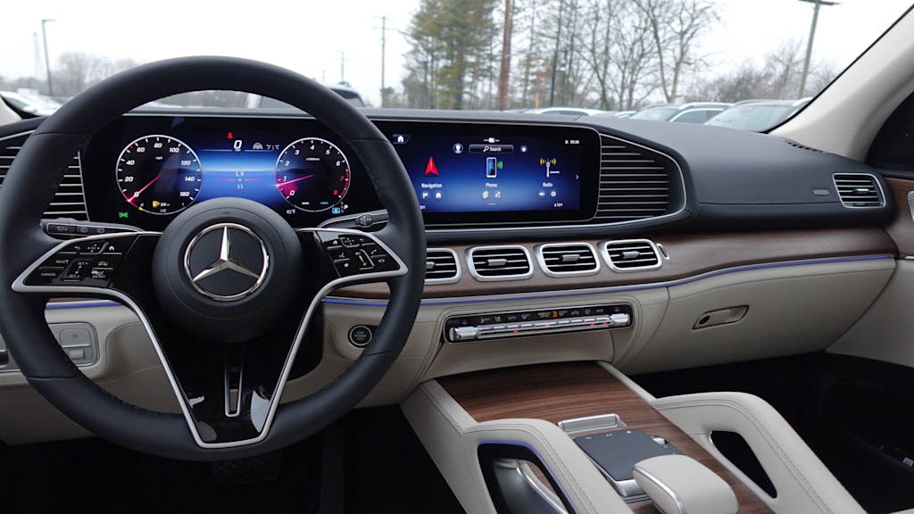 Thumbnail: 2026 Mercedes-Benz GLE - 12