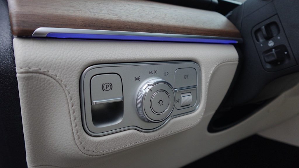 Thumbnail: 2026 Mercedes-Benz GLE - 36