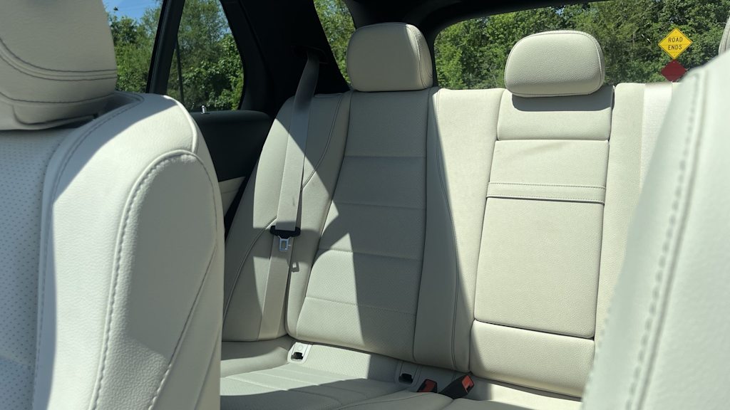 Thumbnail: 2026 Mercedes-Benz GLE - 39