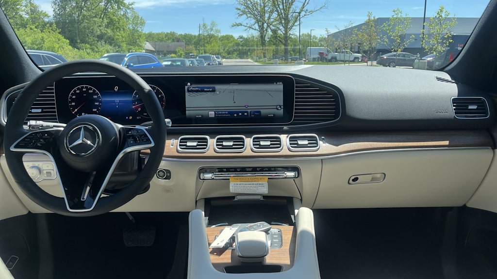 Thumbnail: 2026 Mercedes-Benz GLE - 10