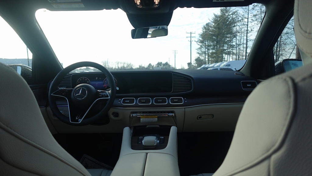 Thumbnail: 2026 Mercedes-Benz GLE - 32