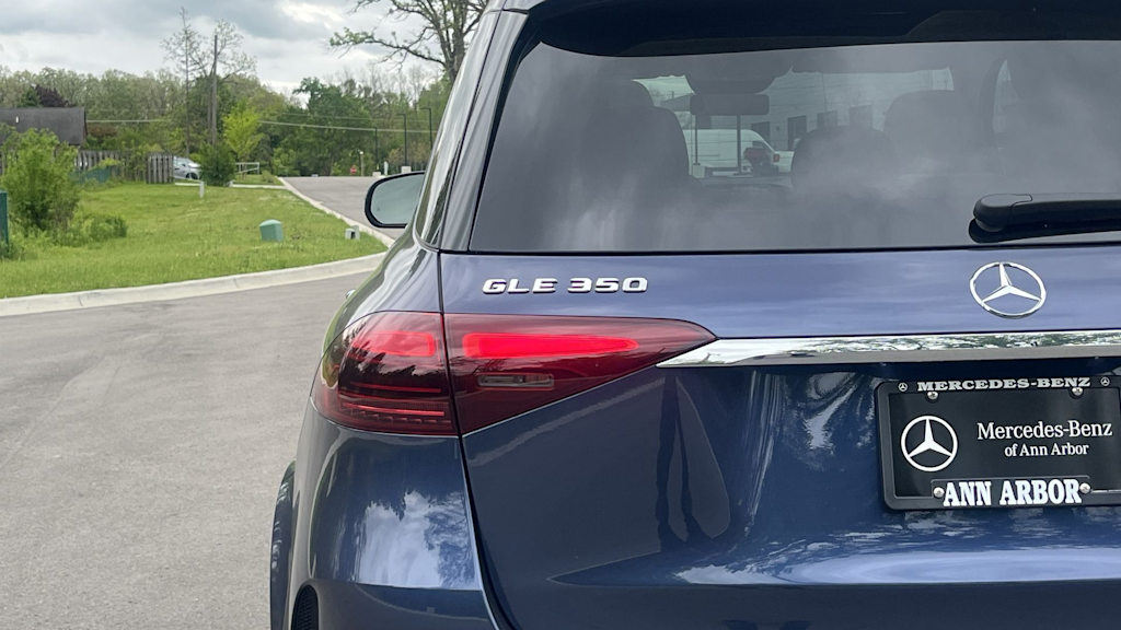 Thumbnail: 2026 Mercedes-Benz GLE - 29