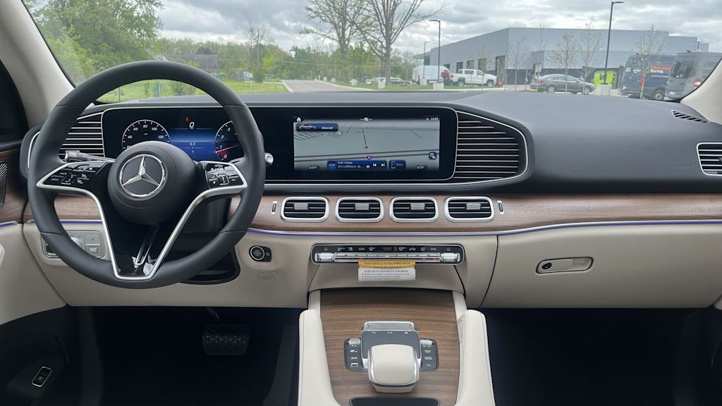 Thumbnail: 2026 Mercedes-Benz GLE - 10