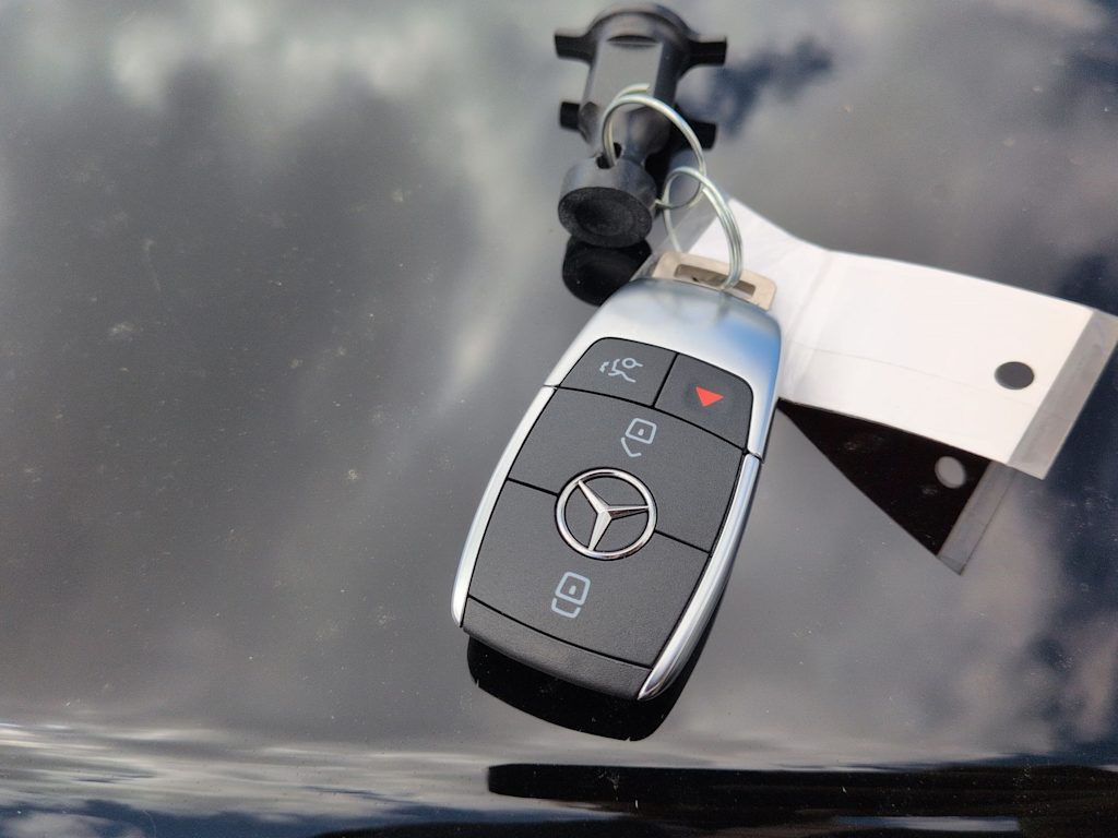 Thumbnail: 2025 Mercedes-Benz GLE - 18