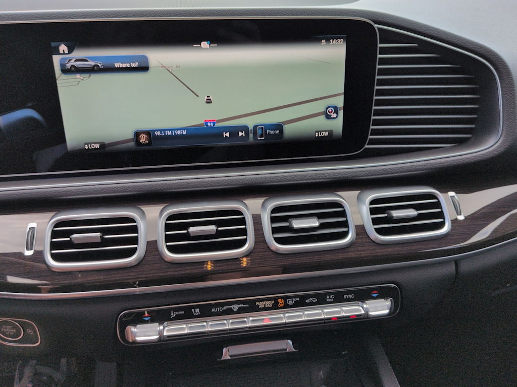 Thumbnail: 2025 Mercedes-Benz GLE - 34