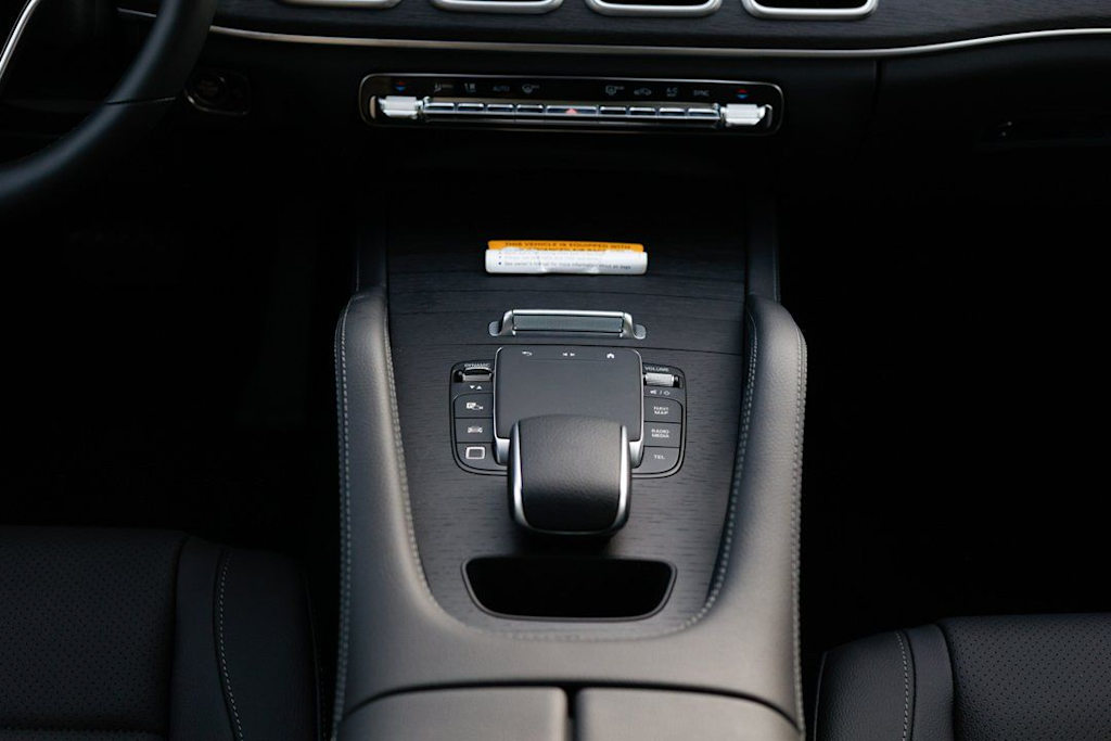 Thumbnail: 2026 Mercedes-Benz GLE - 15