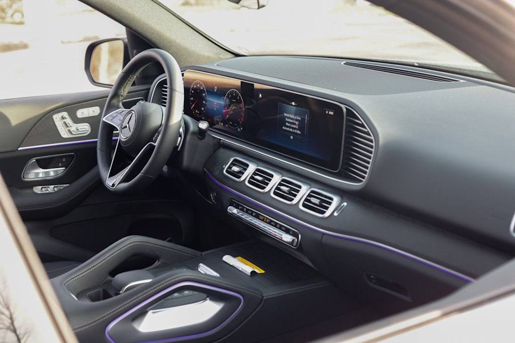 Thumbnail: 2026 Mercedes-Benz GLE - 2