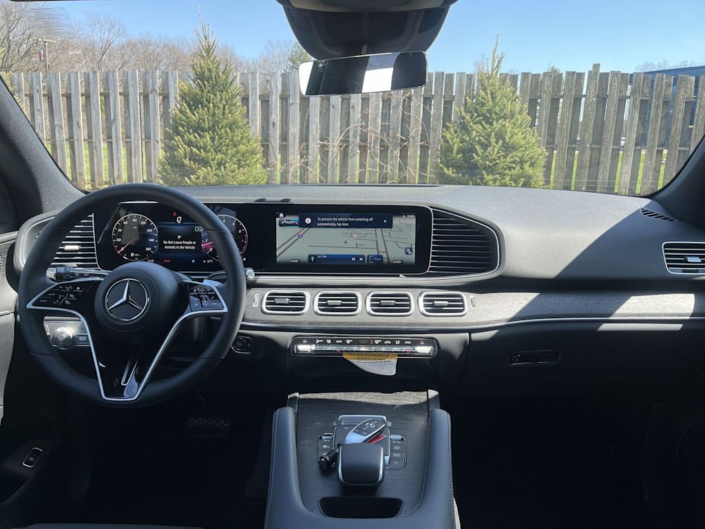 Thumbnail: 2026 Mercedes-Benz GLE - 10