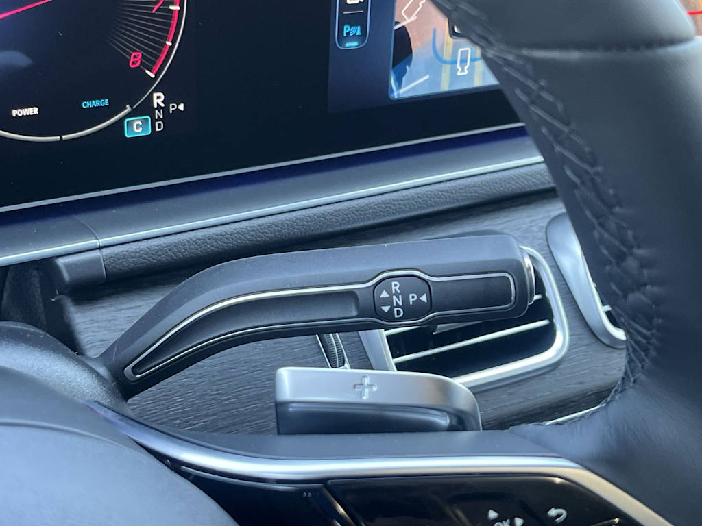 Thumbnail: 2026 Mercedes-Benz GLE - 50