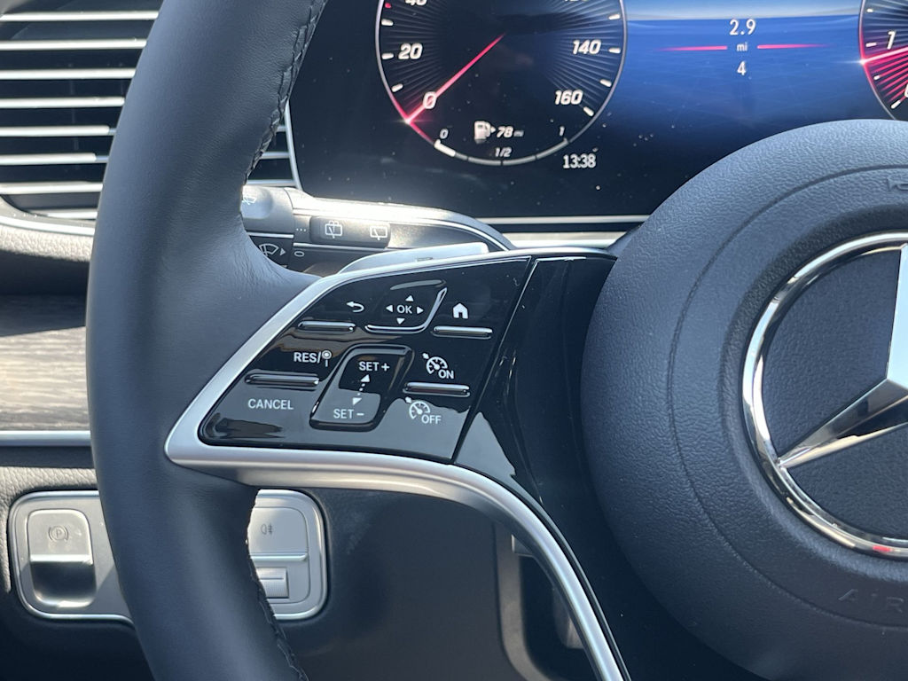 Thumbnail: 2026 Mercedes-Benz GLE - 43