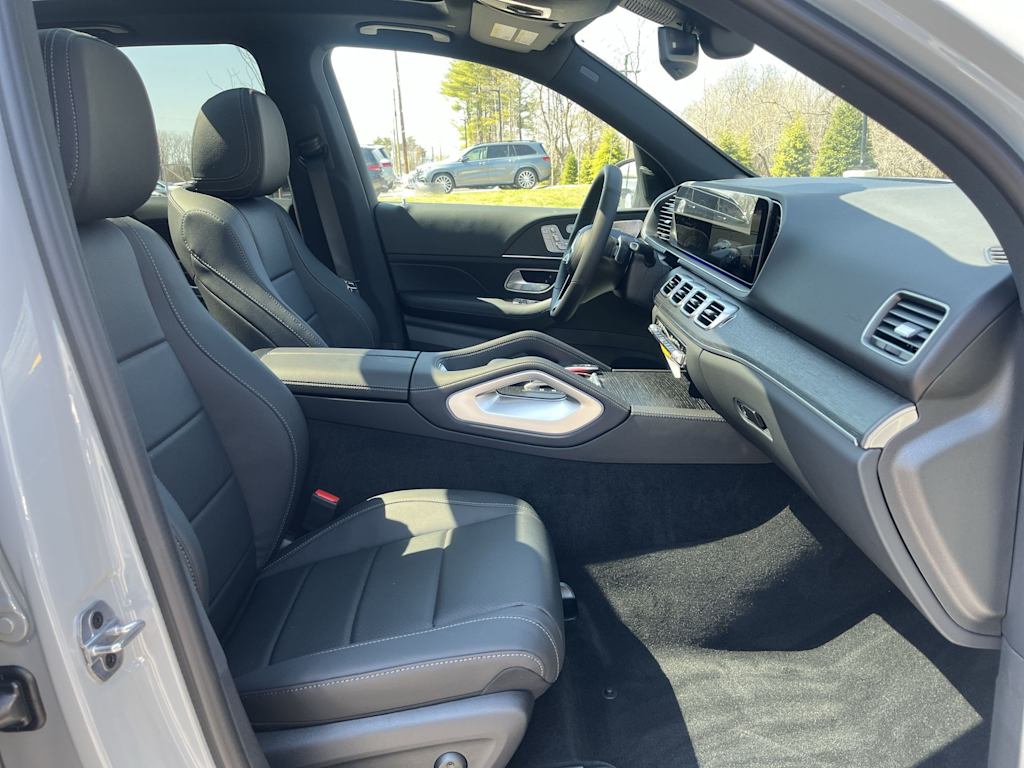 Thumbnail: 2026 Mercedes-Benz GLE - 11