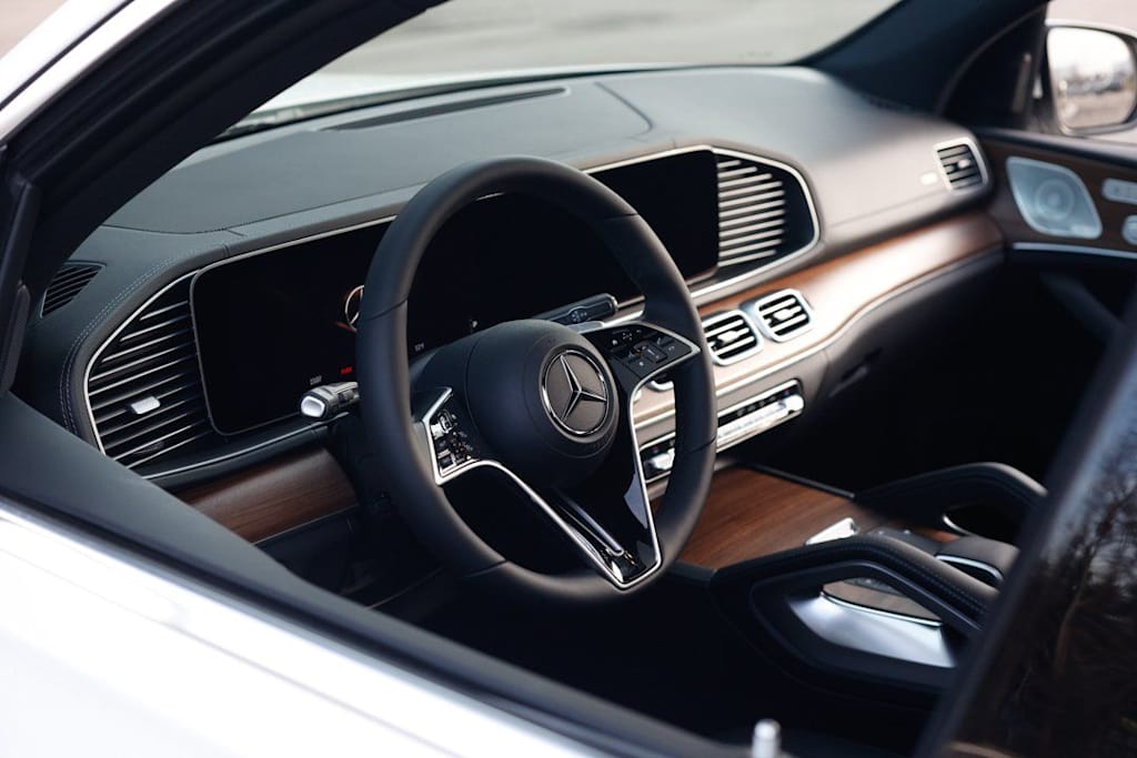 Thumbnail: 2026 Mercedes-Benz GLE - 2