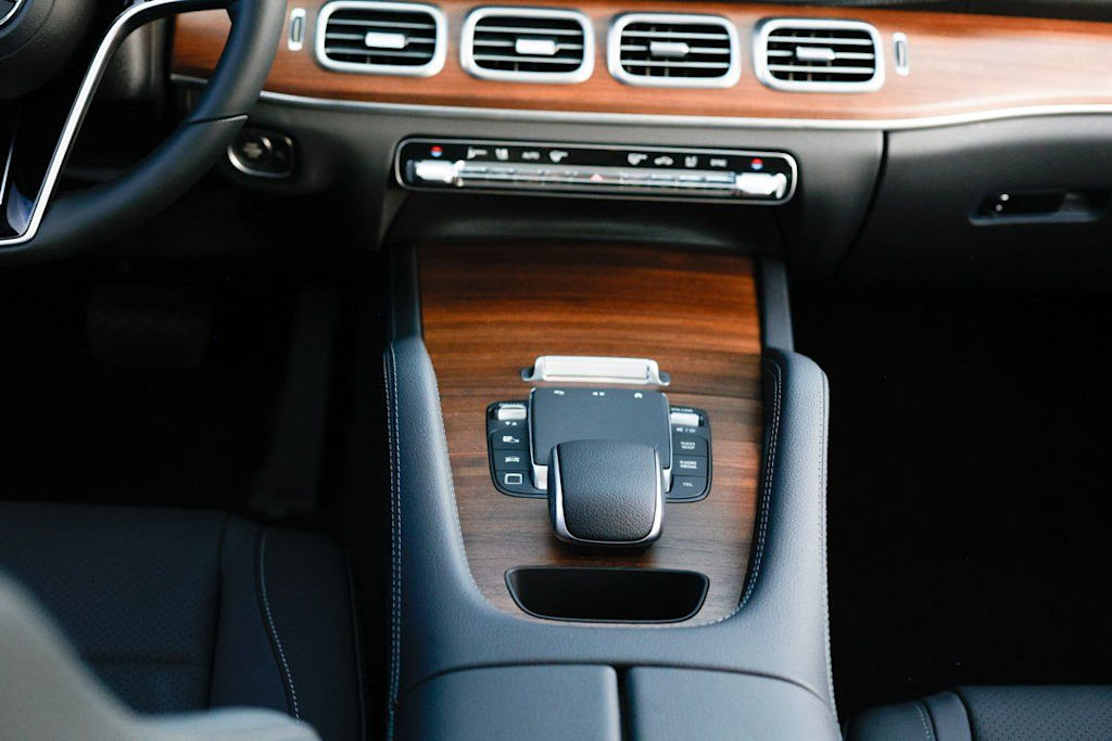 Thumbnail: 2026 Mercedes-Benz GLE - 15