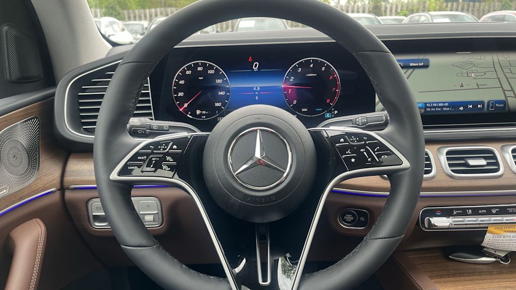 Thumbnail: 2026 Mercedes-Benz GLE - 15