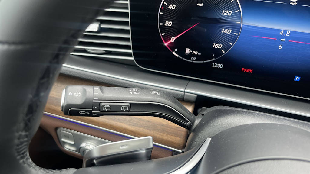 Thumbnail: 2026 Mercedes-Benz GLE - 48