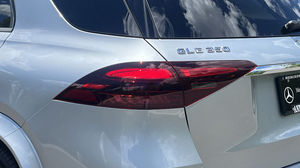 Thumbnail: 2026 Mercedes-Benz GLE - 28