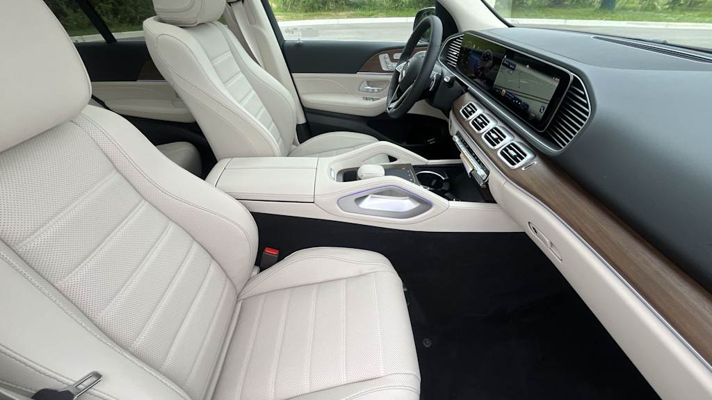 Thumbnail: 2026 Mercedes-Benz GLE - 12