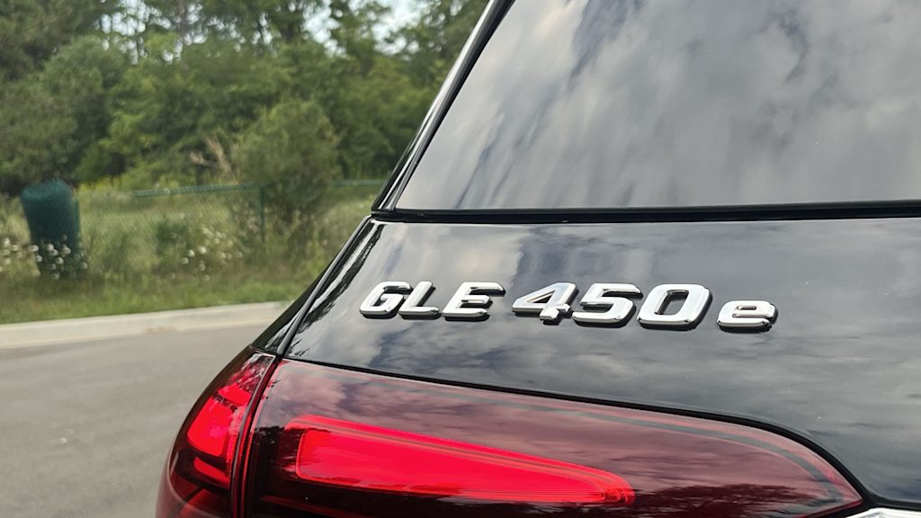Thumbnail: 2025 Mercedes-Benz GLE - 32